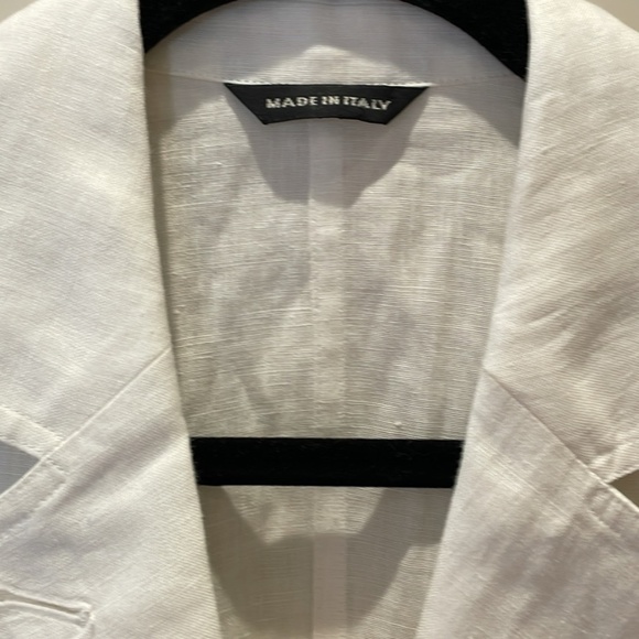 Giorgio Armani White Linen Blazer (European 42) - Picture 1 of 9